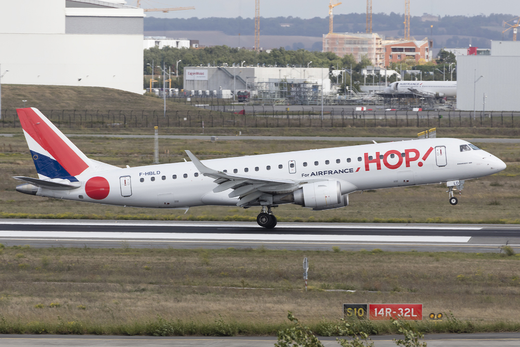 Air France - HOP!, F-HBLD, Embrear, ERJ-190, 29.09.2015, TLS, Toulouse, France 




