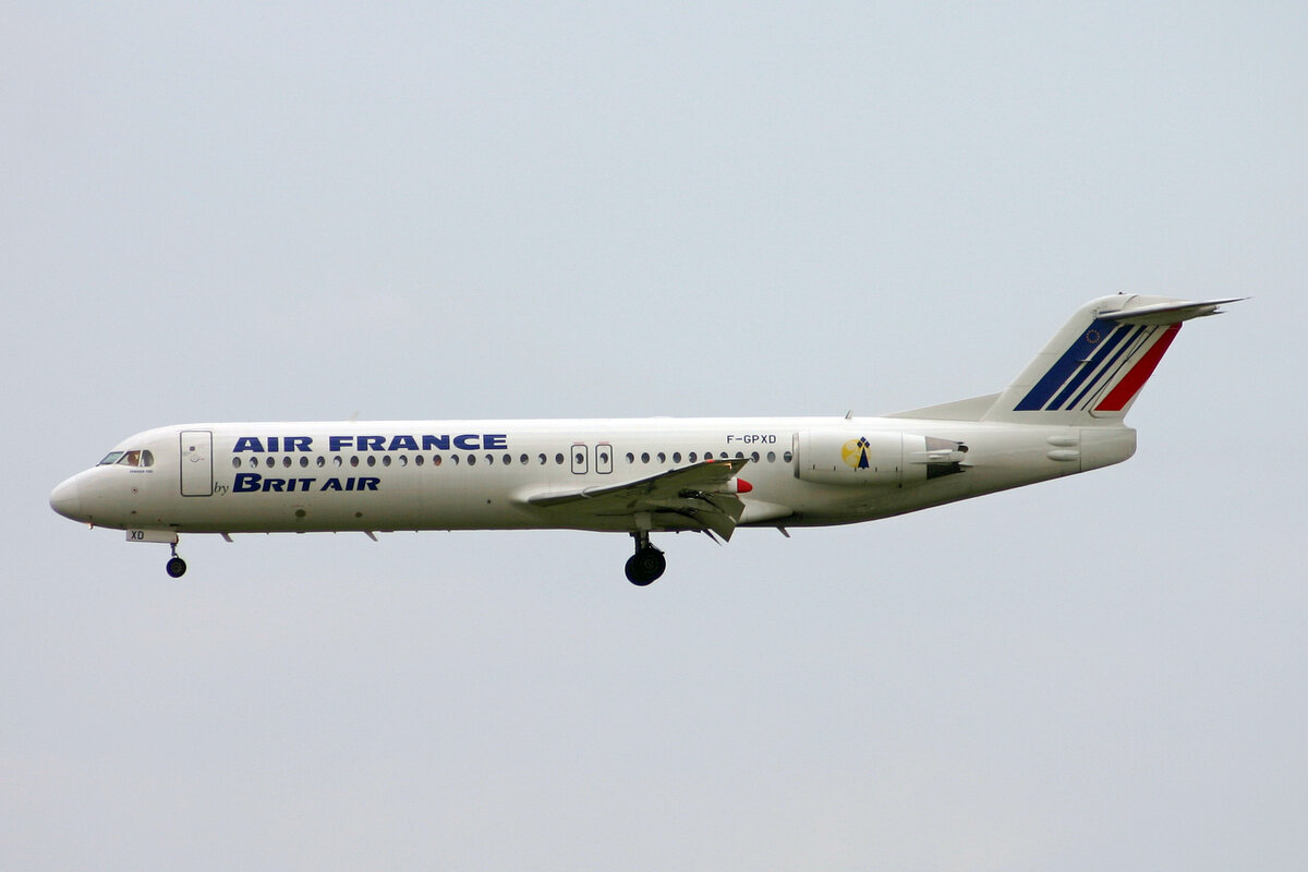 Air France (Operated by Brit Air), F-GPXD, Fokker 100, msn: 11494, 31.August 2007, LYS Lyon-Saint-Exupéry, France.
