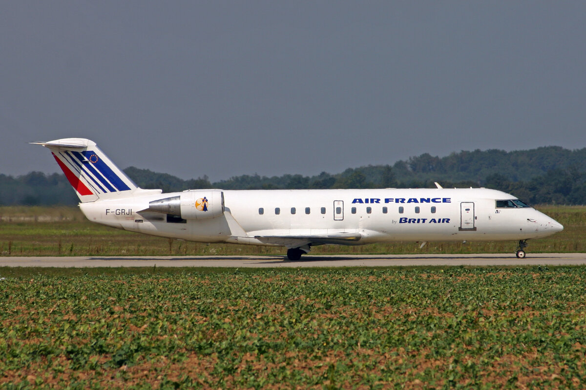 Air France (Operated by Brit Air), F-GRJI, Bombardier CRJ-100LR, msn: 7147, 31.August 2007, LYS Lyon-Saint-Exupéry, France.