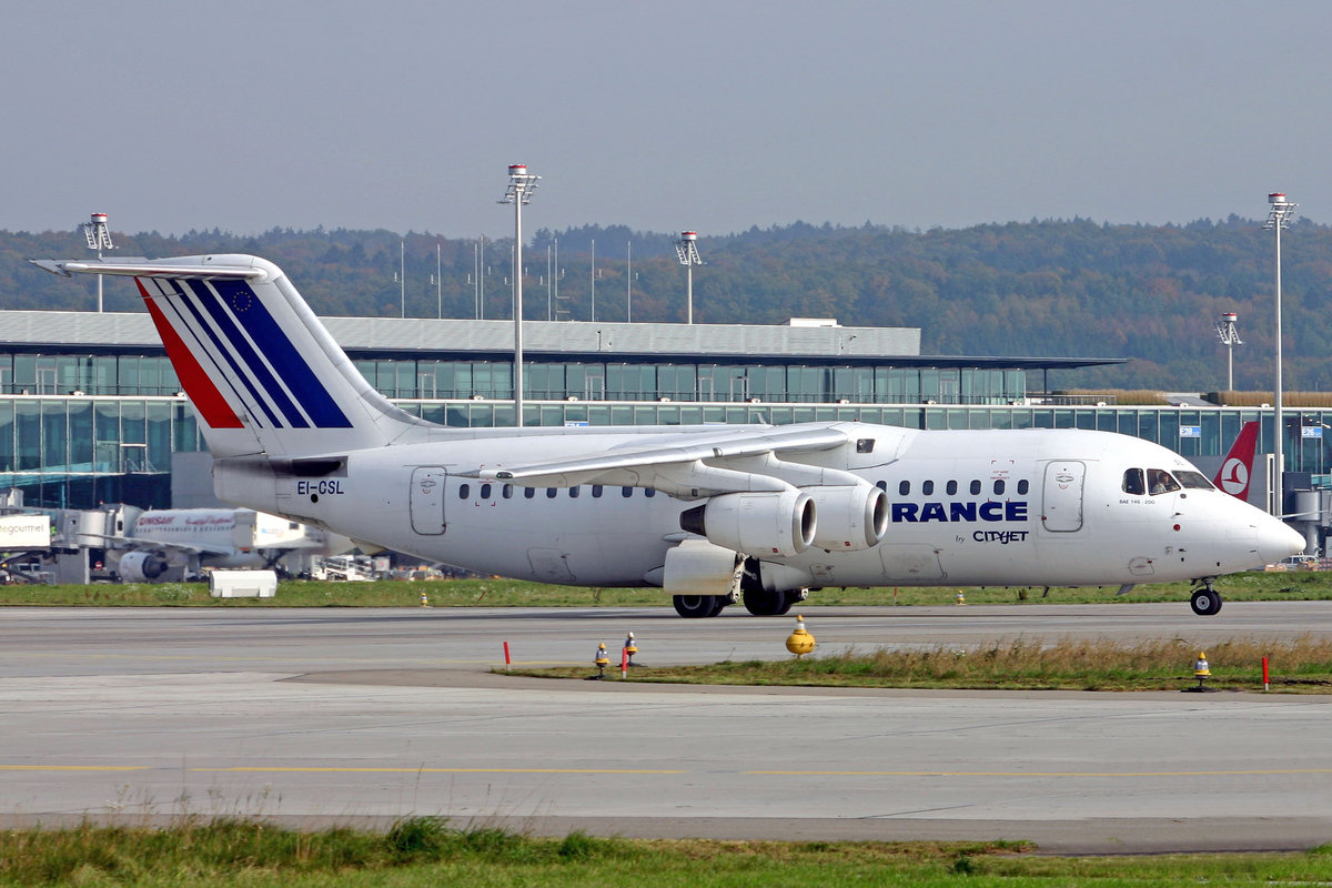 Air France (Operated by CityJet), EI-CSL, BAe 146-200A, msn: E2074, 23.Oktober 2004, ZRH Zürich, Switzerland.