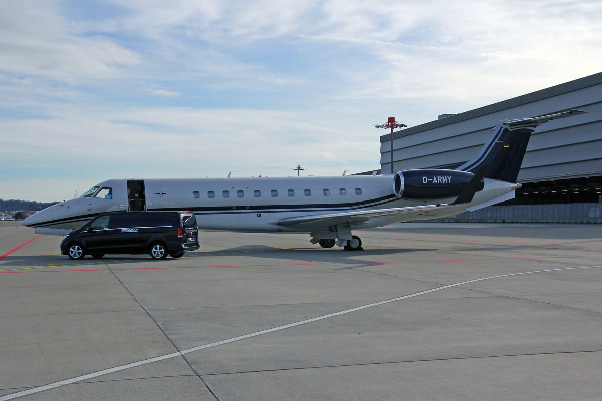 Air Hamburg, D-ARMY, Embraer Phenom 650, msn: 14501229, 01.Februar 2020, ZRH Zürich, Switzerland.