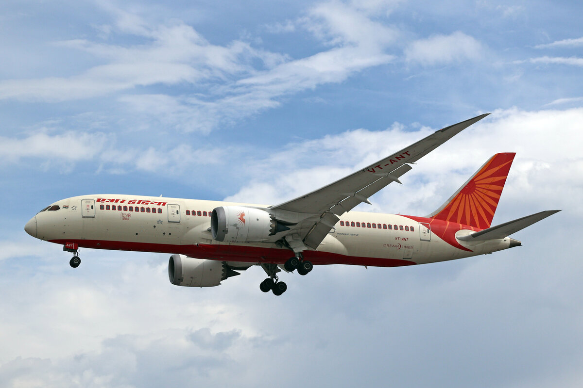 Air India, VT-ANT, Boeing B787-8, msn: 36291/250, 08.Juli 2023, LHR London Heathrow, United Kingdom.