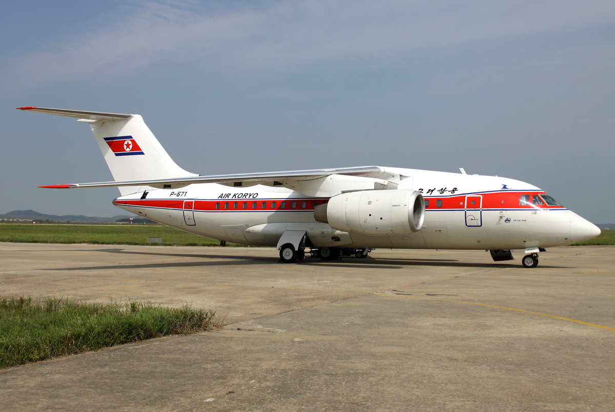 Air Koryo An-148 nach dem Rundflug und der Landung auf 19 in FNJ / ZKPY / Pyongyang am 02.09.2014