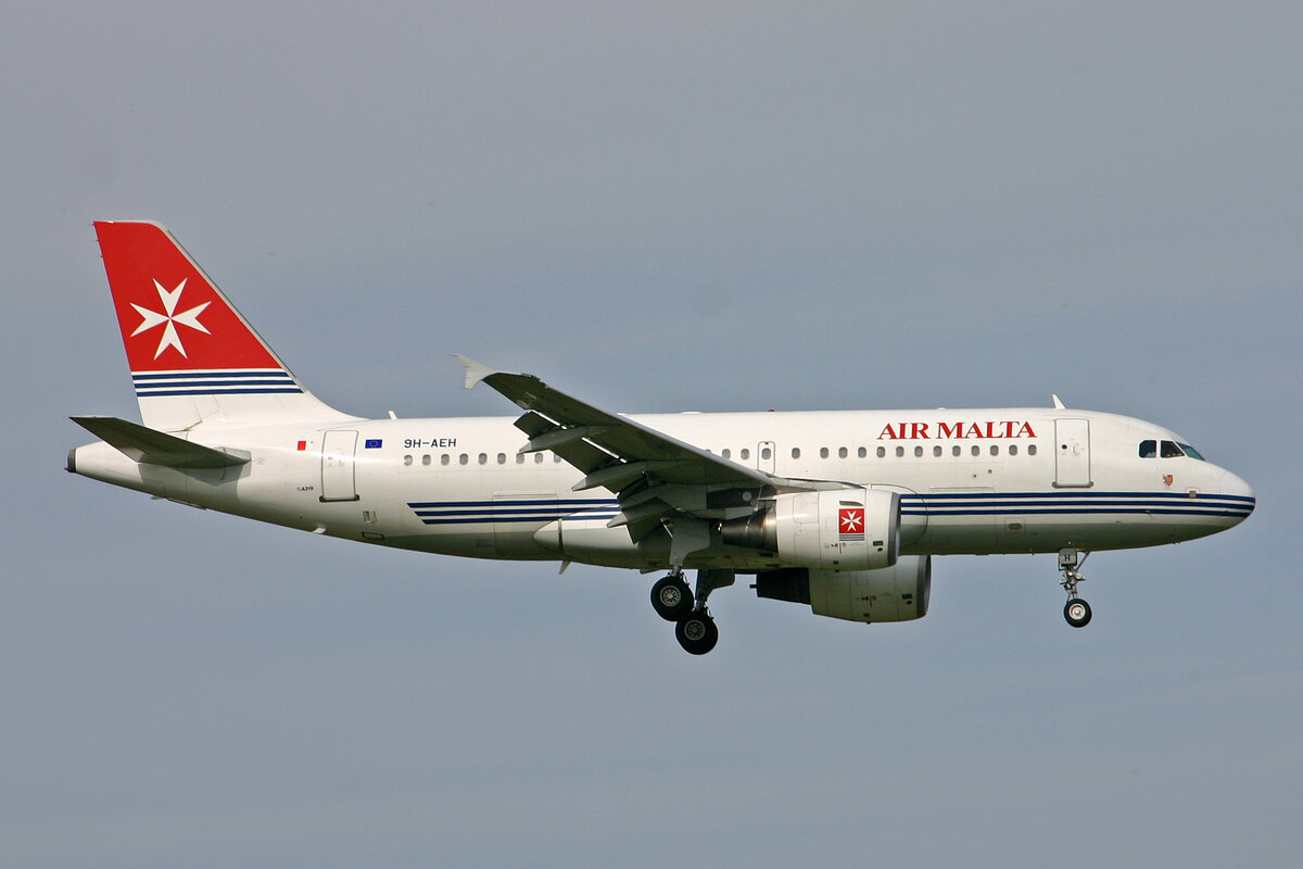 Air Malta, 9H-AEH, Airbus A319-111, msn: 2122,  Floriana , 27.April 2008, ZRH Zürich, Switzerland.