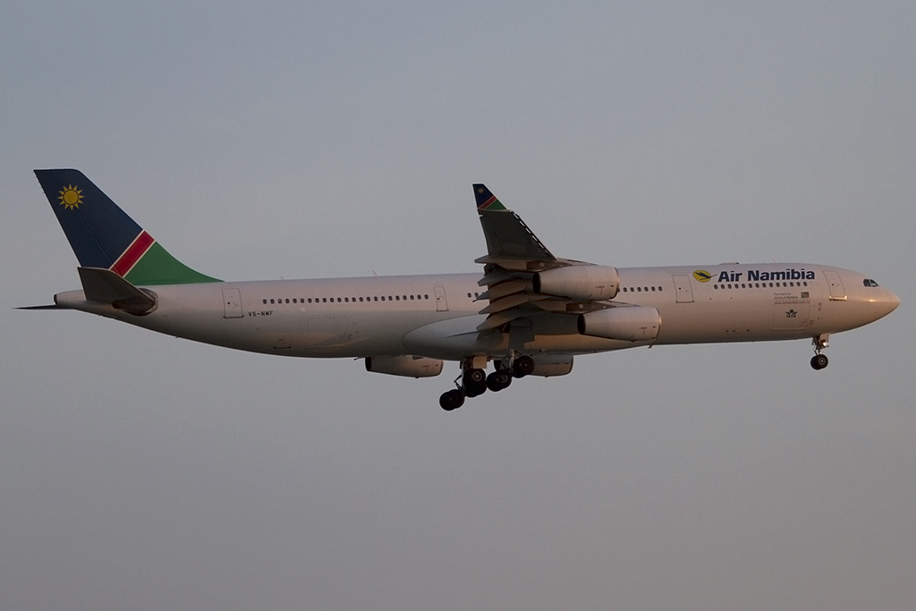 Air Namibia, V5-NMF, Airbus, A340-311, 28.09.2013, FRA, Frankfurt, Germany 


