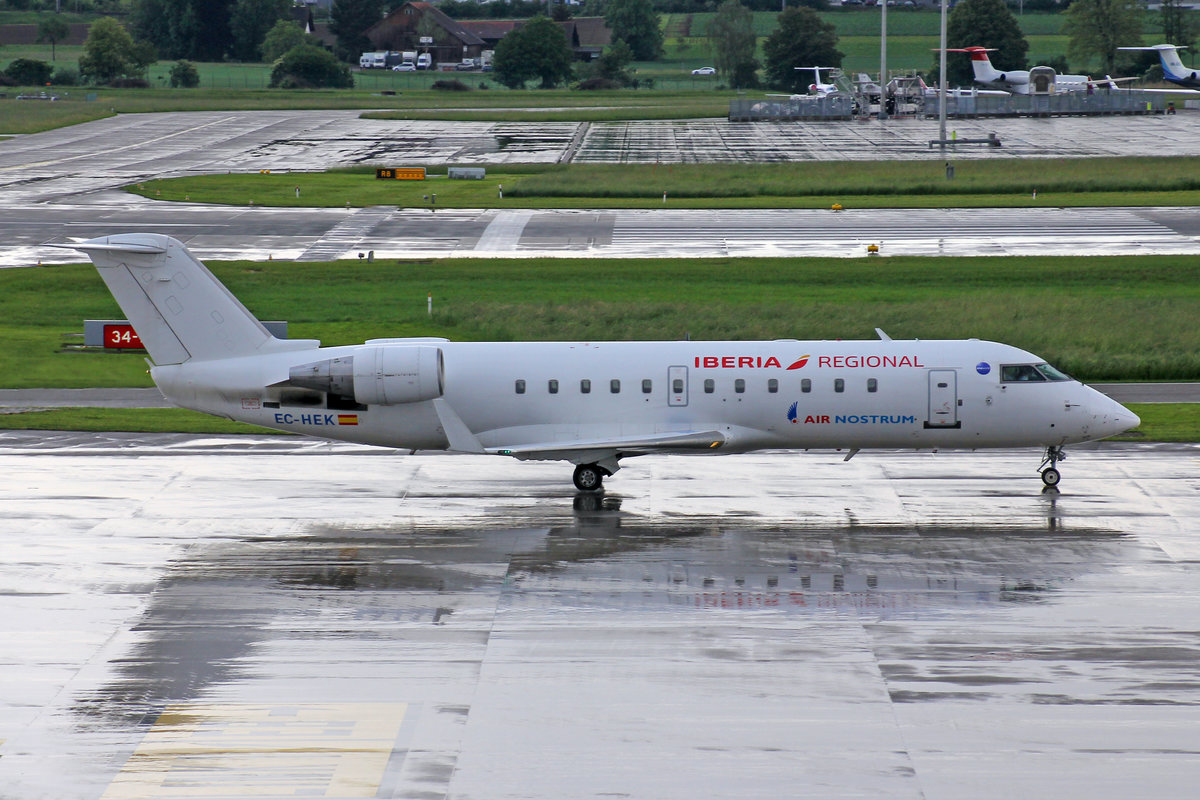 Air Nostrum, EC-HEK, Bombardier CRJ-200ER, msn: 7320, 21.Mai 2018, ZRH Zürich, Switzerland.