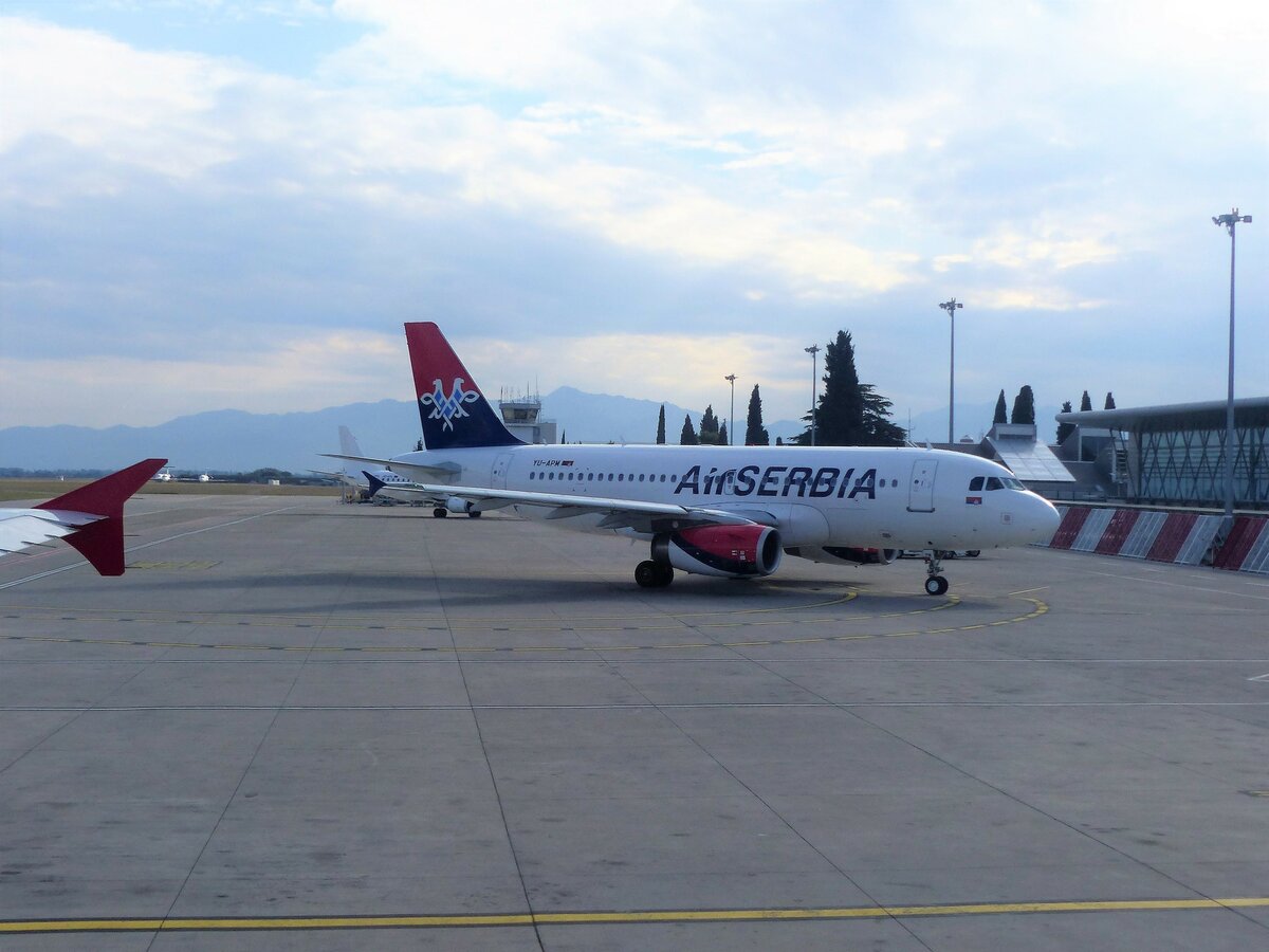 Air Serbia, Airbus A 319-132, YU-APM, Podgorica Aerodrom (TGD-LYPG), 13.10.2021