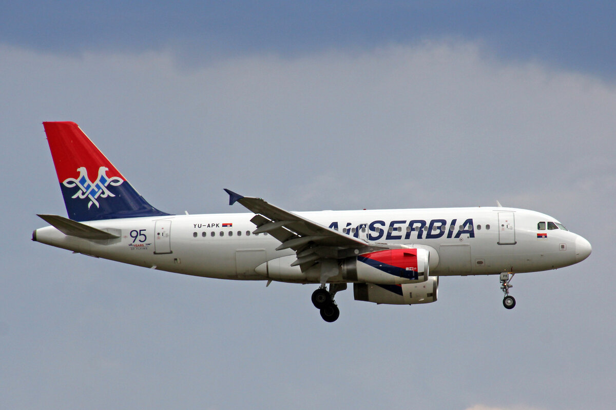 Air Serbia, YU-APK, Airbus A319-132, msn: 2032,  95 Years of Flying , 30.Juli 2022, ZRH Zürich, Switzerland.