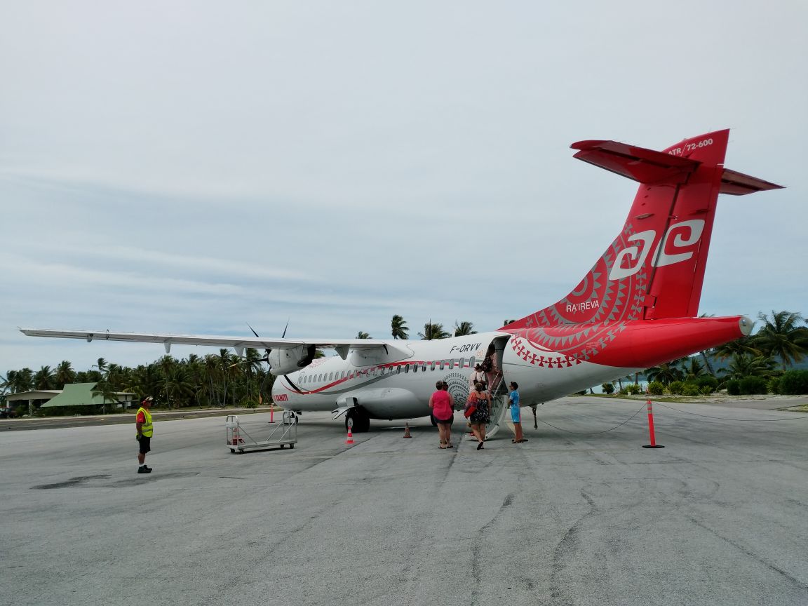 Air Tahiti, ATR 72-600, F-ORVV auf dem Bora Bora Airport (BOB) am 25.4.2018