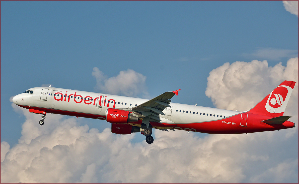 AIRBERLIN OE-LCG, Airbus A321, Maribor MBX, 2.6.2017