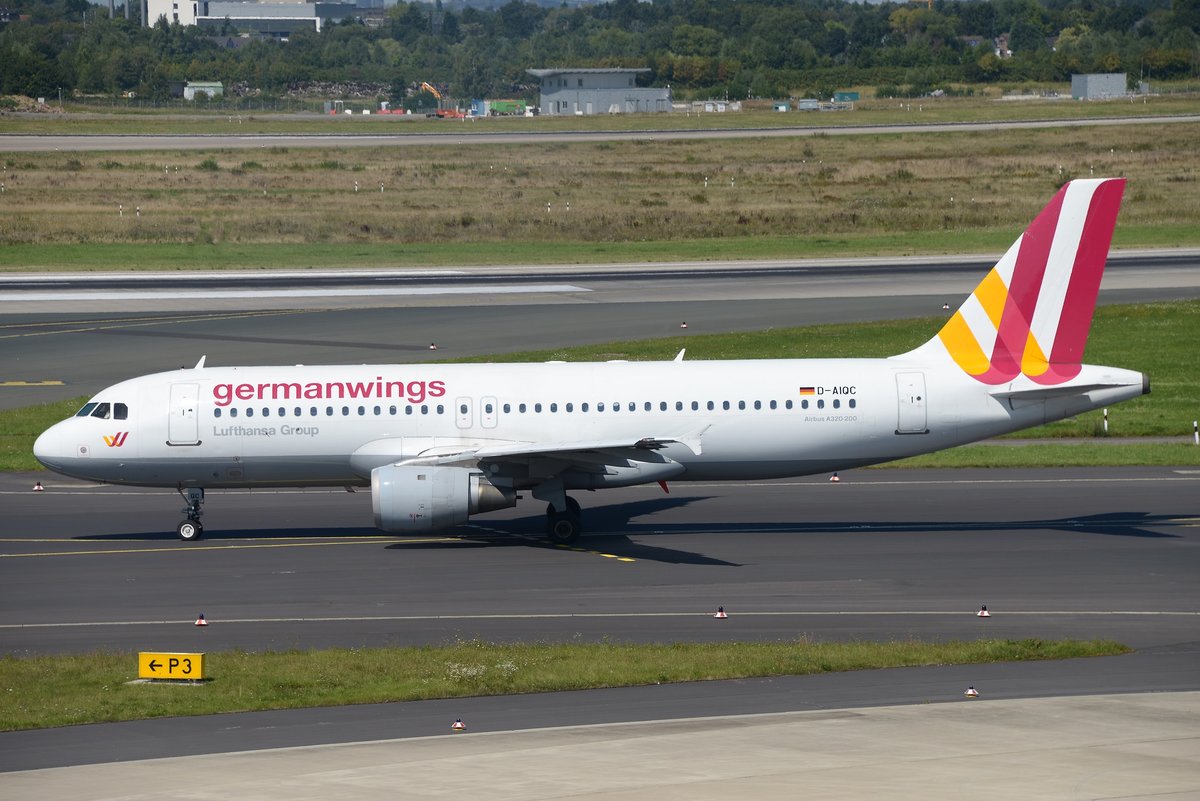 Airbus A320-211 - GWI 4U Germanwings ex. Lufthansaa 'Zwickau' - 201 - D-AIQC - 17.08.2016 - EDDL