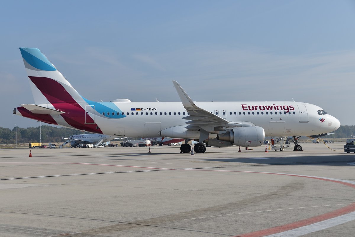 Airbus A320-214(W) - EW EWG Eurowings - 7615 - D-AEWW - 20.10.2018 - CGN