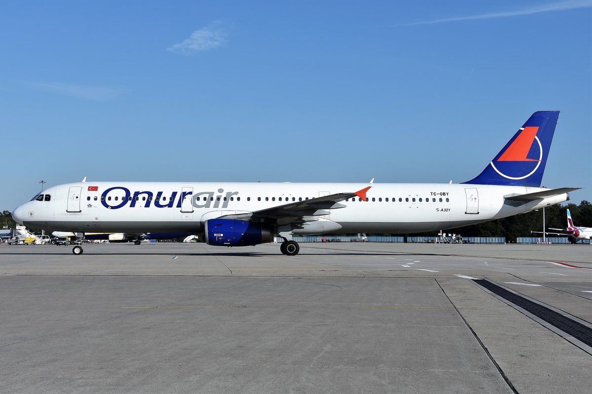 Airbus A321-211 - 8Q OHY Onur Air - 810 - TC-OBY - 24.07.2019 - CGN