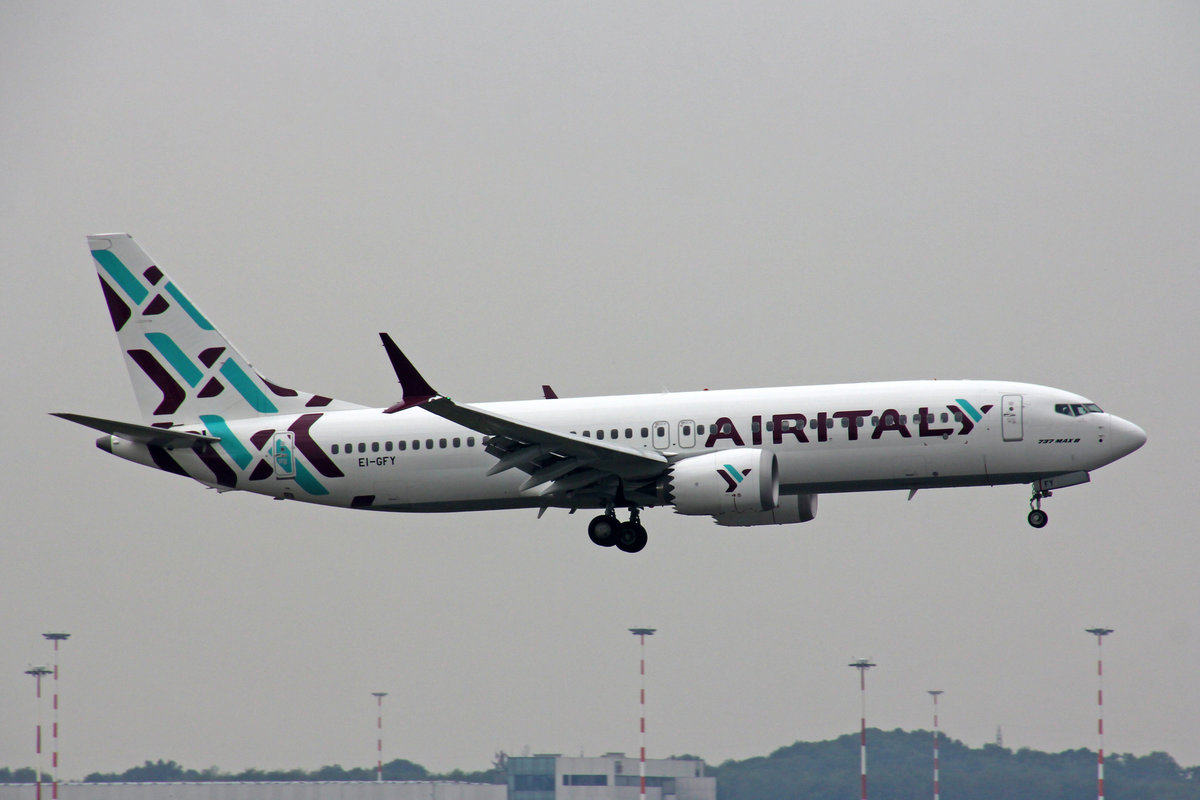 Airitaly, EI-GFY, Boeing B737-8MAX, msn: 64605/6893, 15.Oktober 2018, MXP Milano-Malpensa, Italy.
