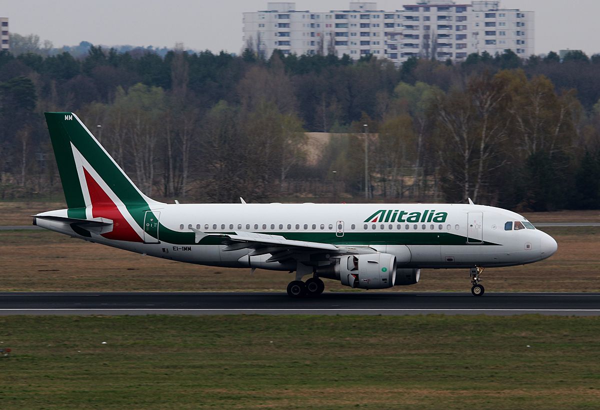 Alitalia, Airbus A 319-111, EI-IMM, TXL, 10.04.2016