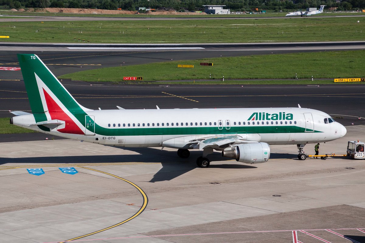Alitalia (AZ-AZA), EI-DTG  Ludovico Ariosto , Airbus, A 320-216, 17.05.2017, DUS-EDDL, Düsseldorf, Germany