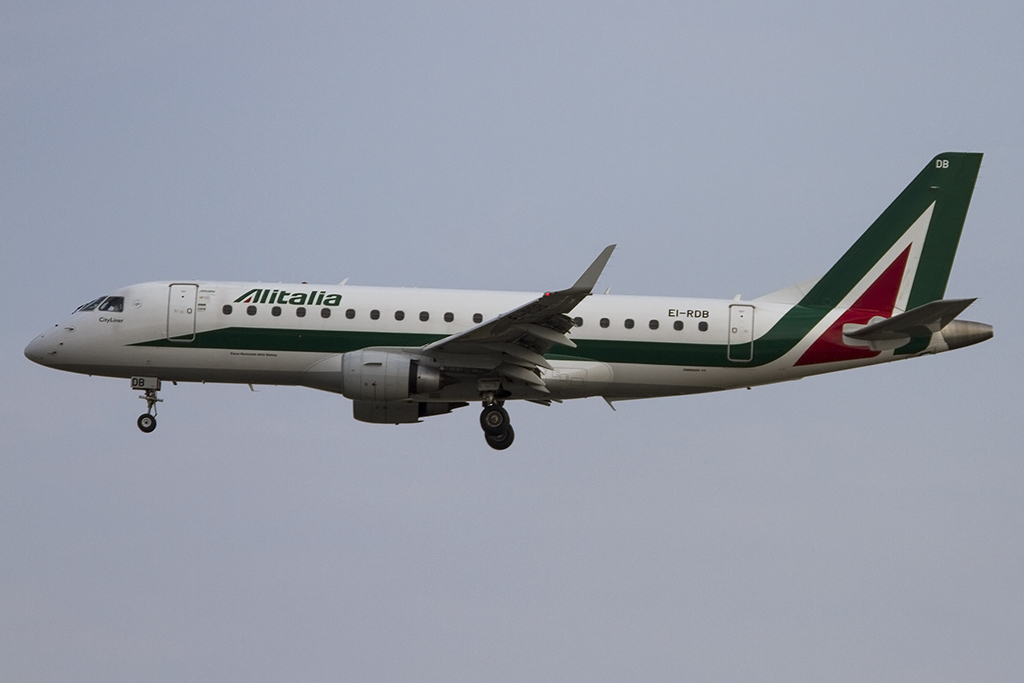 Alitalia - CityLiner, EI-RDB, Embraer, EMJ-175, 11.08.2015, FRA, Frankfurt, Germany



