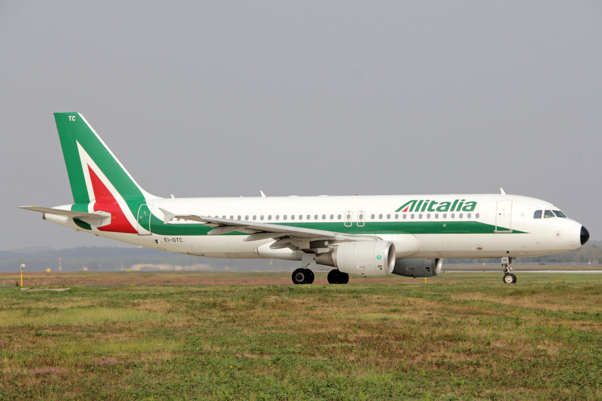 Alitalia, EI-DTC, Airbus A320-216, msn: 3831,  Dante Alighieri , 25.September 2011, MXP Milano Malpensa, Italy.