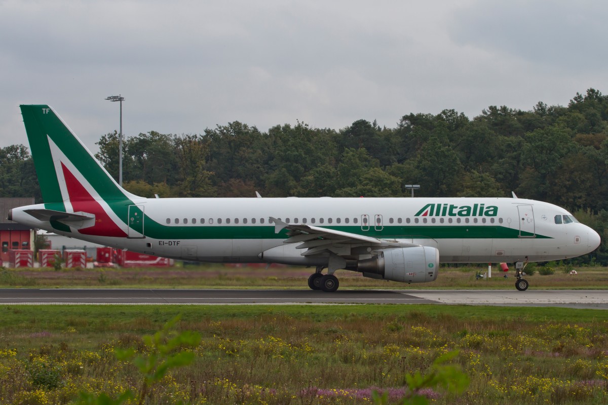 Alitalia, EI-DTF  Giovanni Boccaccio , Airbus, A 320-200, 15.09.2014, FRA-EDDF, Frankfurt, Germany