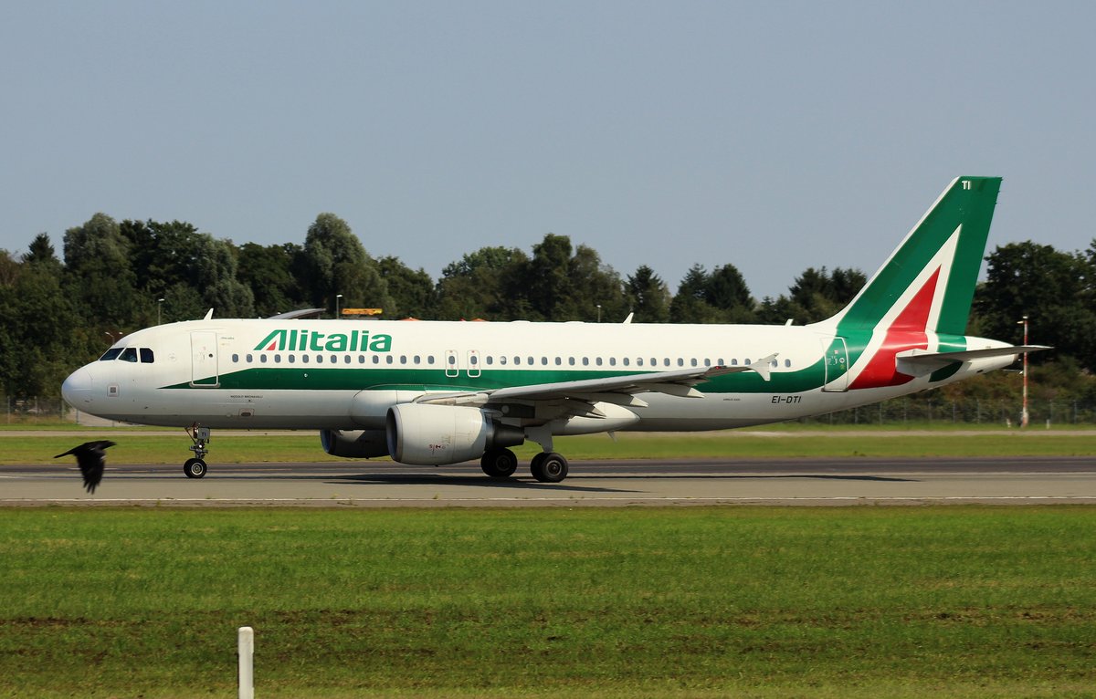 Alitalia, EI-DTI, (c/n 3976),Airbus A 320-216,27.08.2016, HAM-EDDH, Hamburg, Germany (Name: Niccolo Machiavelli) 