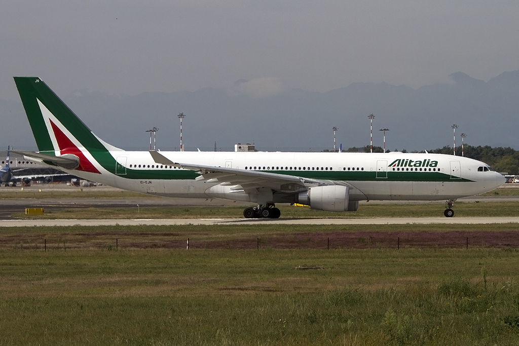 Alitalia, EI-EJN, Airbus, A330-202, 14.09.2013, MXP, Mailand, Italy



