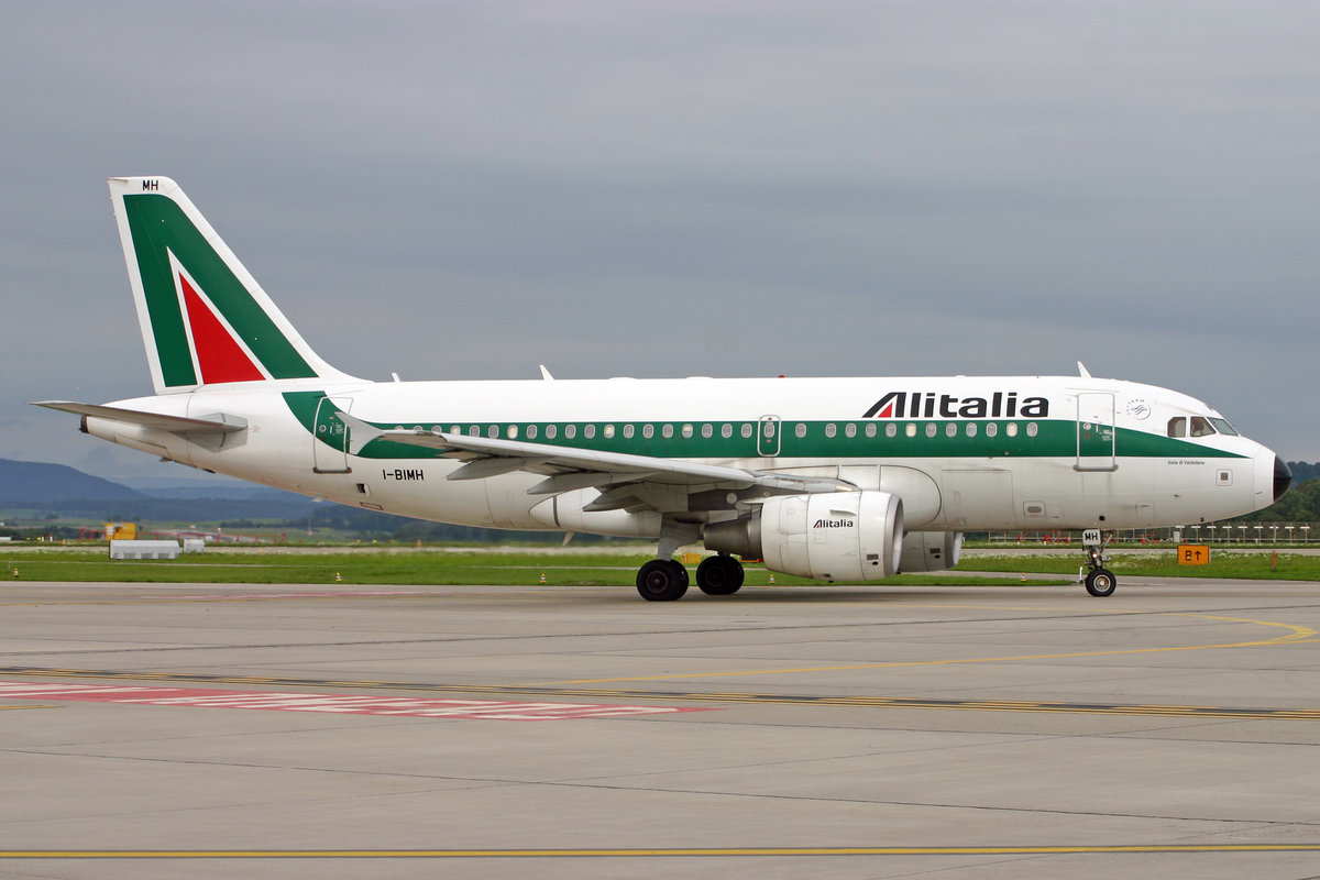Alitalia, I-BIMH, Airbus A319-112, msn: 2101,  Isola Di Ventotene , 06.September 2008, ZRH Zürich, Switzerland.