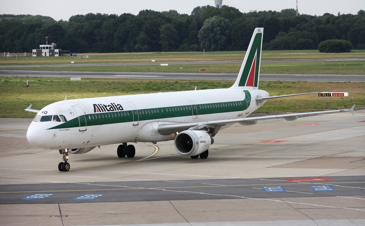 Alitalia,I-BIXQ,(c/n 586),Airbus A321-112,02.08.2014,HAM-EDDH,Hamburg,Germany