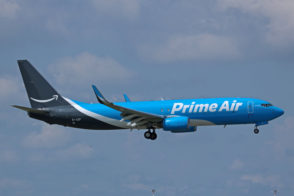 Amazon Prime Air (Operated by ASL Airlines Ireland), EI-AZF, Boeing B737-84PSF, msn: 32604/1191, 13.Juli 2023, MXP Milano Malpensa, Italy.