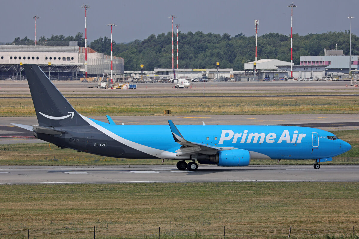 Amazon Prime Air (Operated by ASL Airlines Ireland), EI-AZE, Boeing B737-86QSF, msn: 30291/1435, 28.Juni 2026, MXP Milano Malpensa, Italy.
