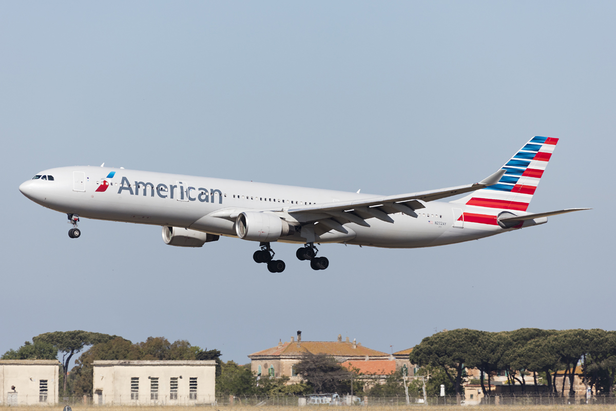 American Airlines, N272AY, Airbus, A330-323, 30.04.2017, FCO, Roma, Italy



