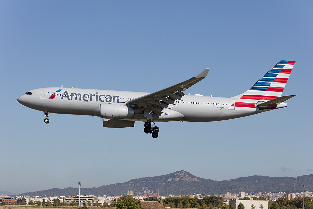 American Airlines, N292AY, Airbus, A330-243, 13.09.2017, BCN, Barcelona, Spain




