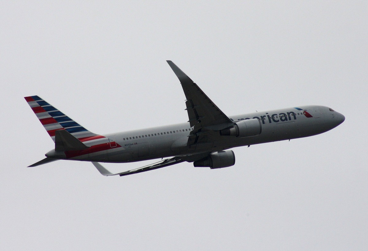 American Airlines, N372AA, (c/n 25199),Boeing 767-323 (ER) (WL), 02.06.2015, FRA-EDDF, Frankfurt, Germany 