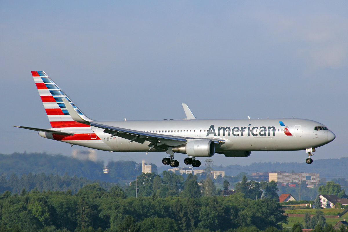 American Airlines, N393AN, Boeing 767-323ER, 29.Juli 2017, ZRH Zürich, Switzerland.