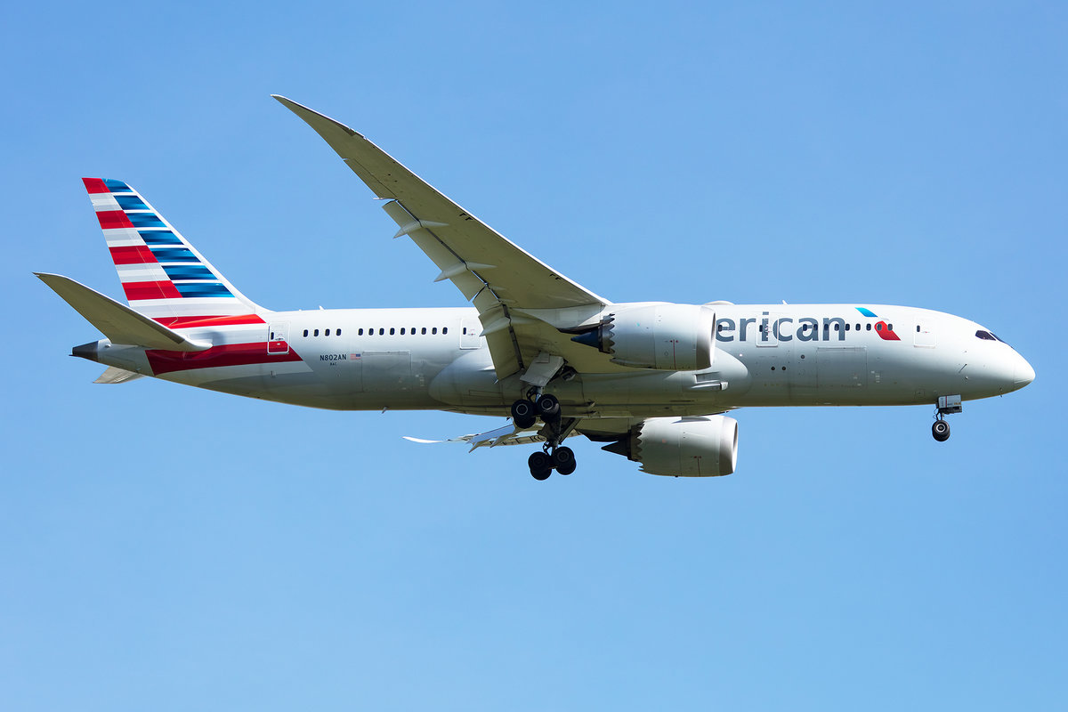 American Airlines, N802AN, Boeing, B787-8, 13.05.2019, CDG, Paris, France


