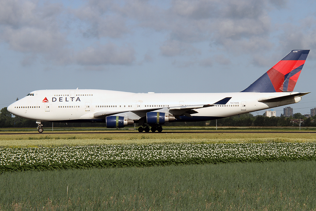 AMS 06.07.2015 Delta 747 400 Reg. N670US