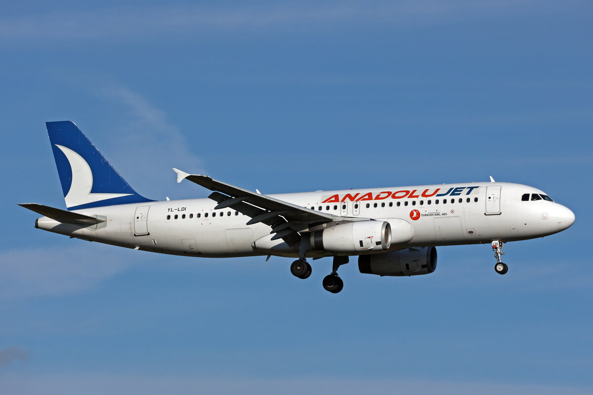 Anadolu Jet (Operated by SmartLynx), YL-LDI, Airbus A320-232, msn:4323, 25.November 2023, 29.November 2023, ZRH Zürich, Switzerland.