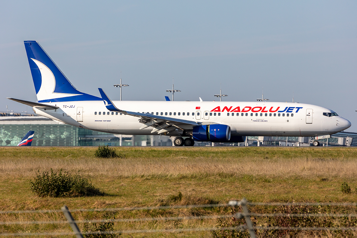 Anadolu Jet (Turkish Airlines), TC-JZJ, Boeing, B737-8AS, 09.10.2021, CDG, Paris, France