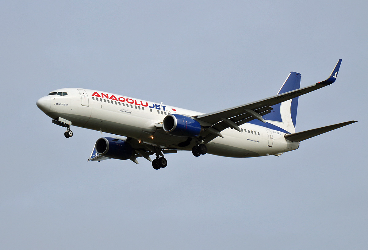 AnadoluJet, Boeing B 737-8F2, TC-JFK, BER, 28.03.2021