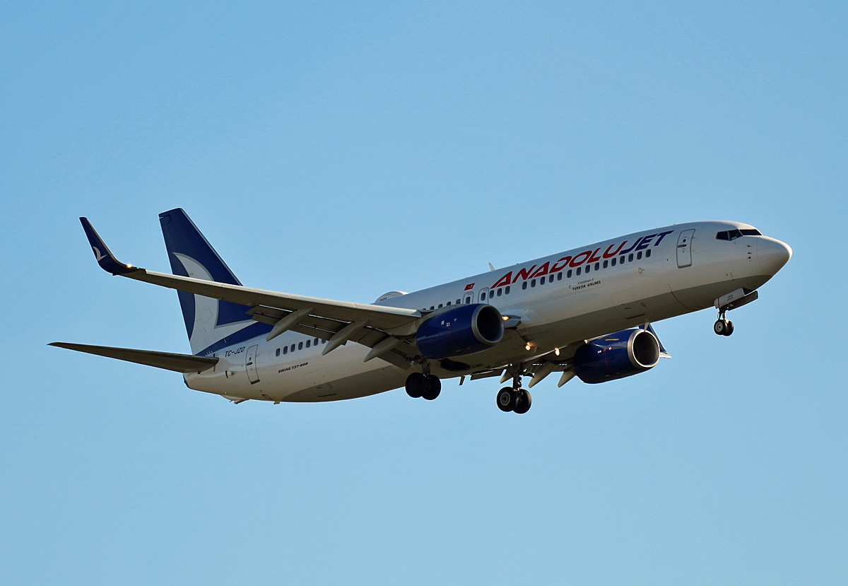AnadoluJet, Boeing B 737-8JP, TC-JZO, BER, BER, 12.02.2022