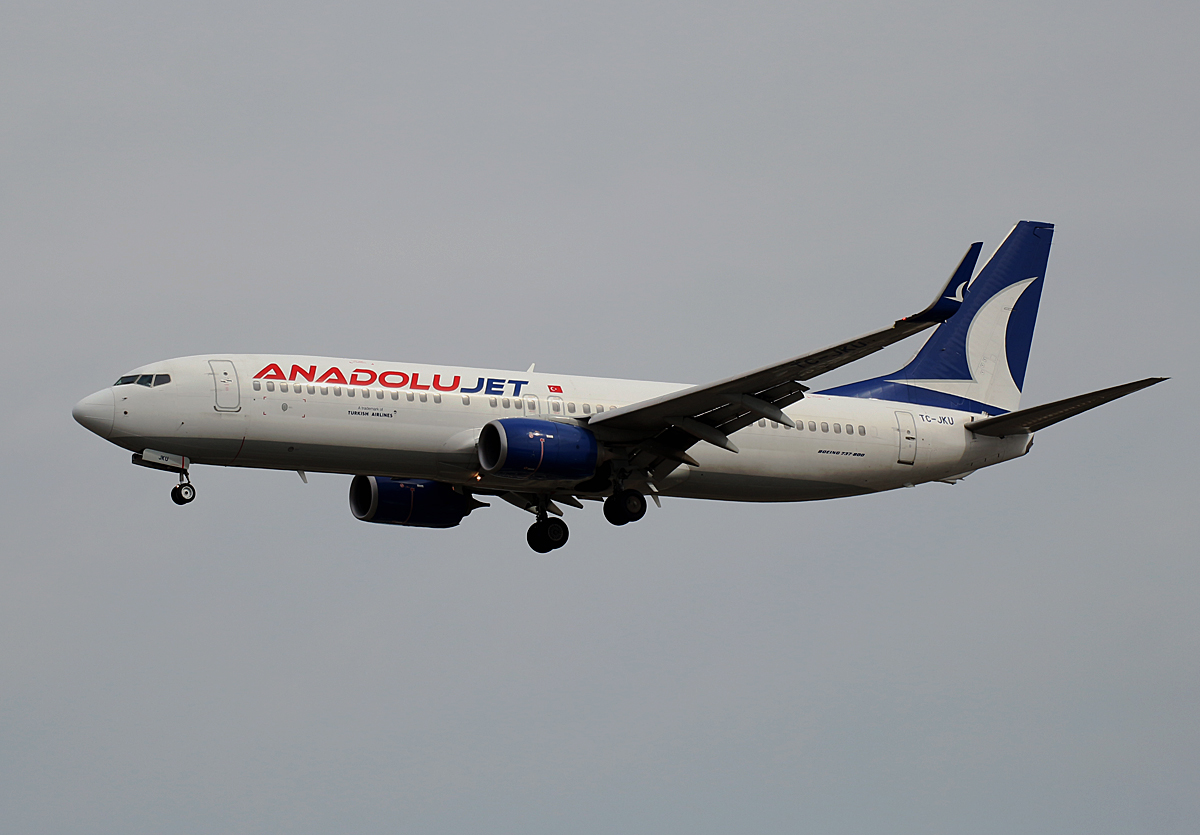 Anadolujet, Boeing B 737-8Q8, TC-JKU, TXL, 29.08.2020