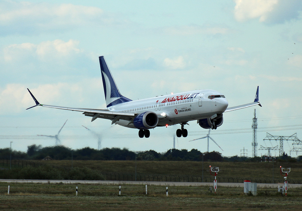 AnadoluJet, Boeing B 737 MAX 8, TC-LAI, BER, 02.09.2022