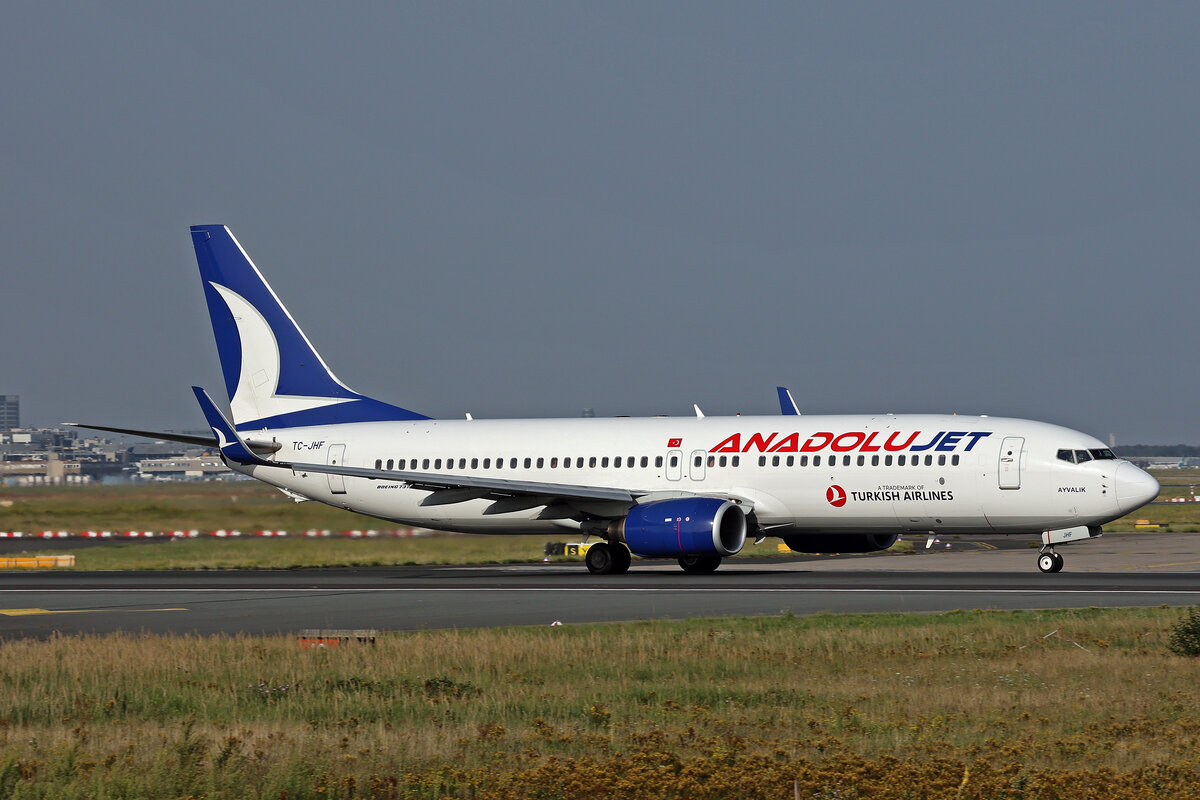 AnadoluJet, TC-JHF, Boeing B737-8F2, msn: 35745/2748,  Ayvalik , 14.August 2025, FRA Frankfurt, Germany.
