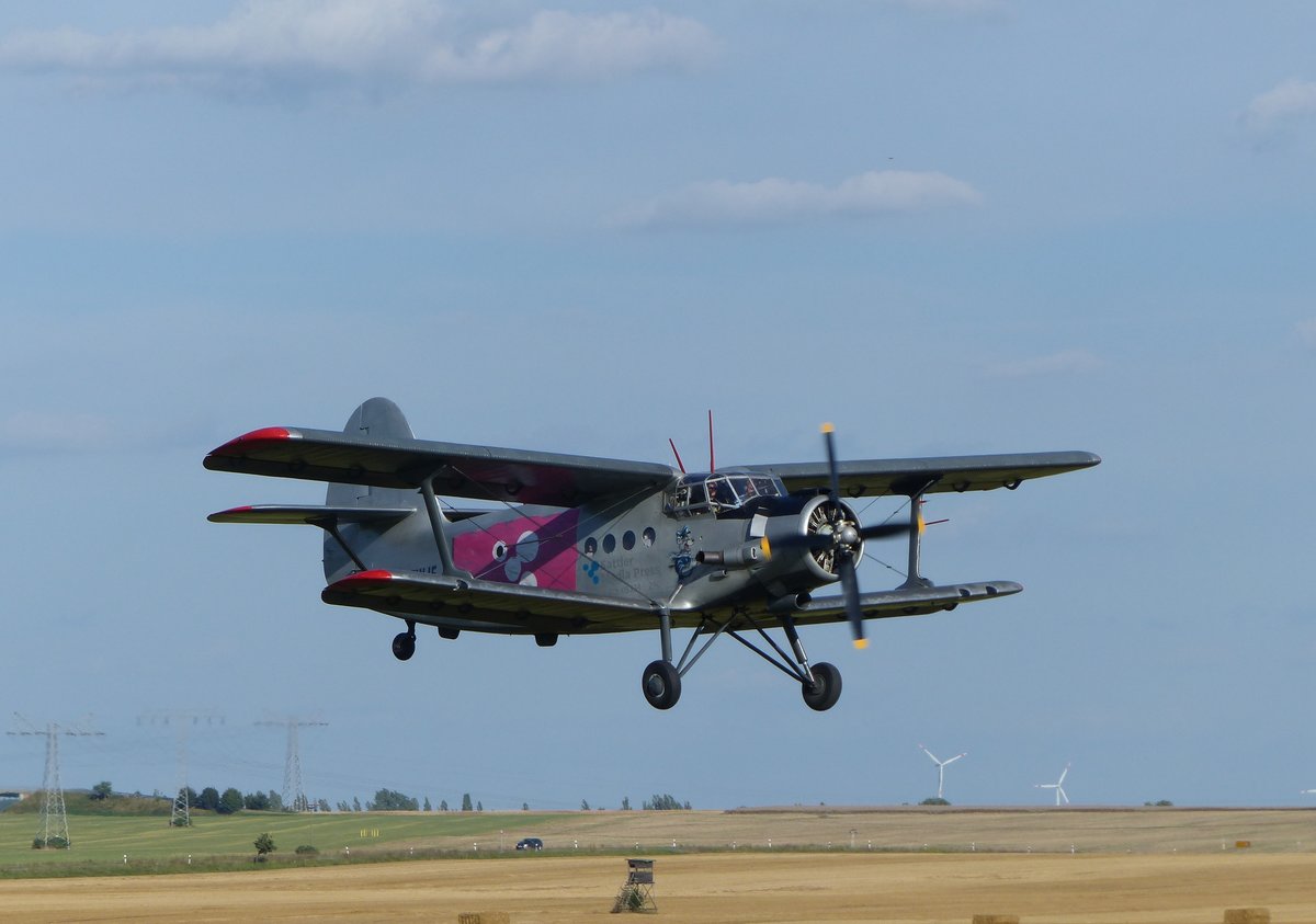 Antonow AN2, D-FWJE (ex. DDR-WJE), gestartet in Gera (EDAJ) am 13.8.2016
