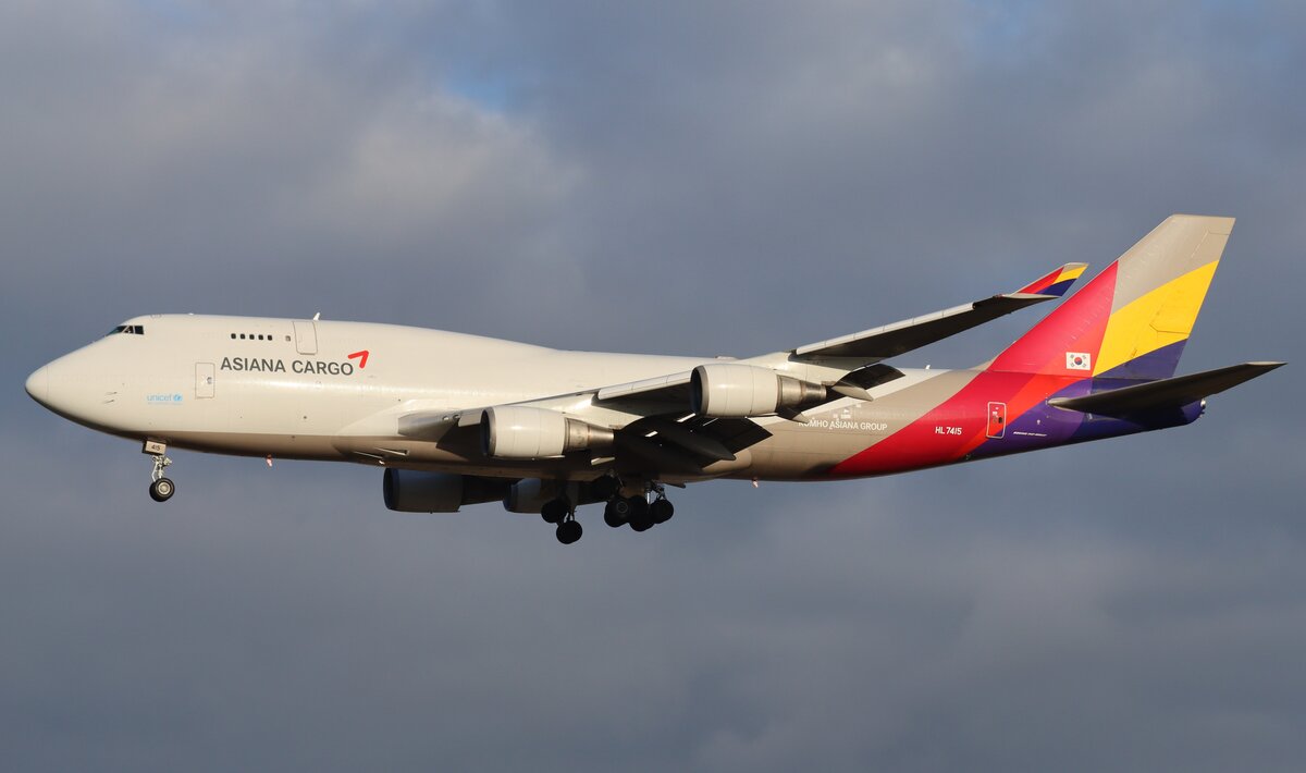 Asiana Cargo, Boeing 747-48E(BDSF), HL7415, Frankfurt Airport(FRA), 06.01.2022