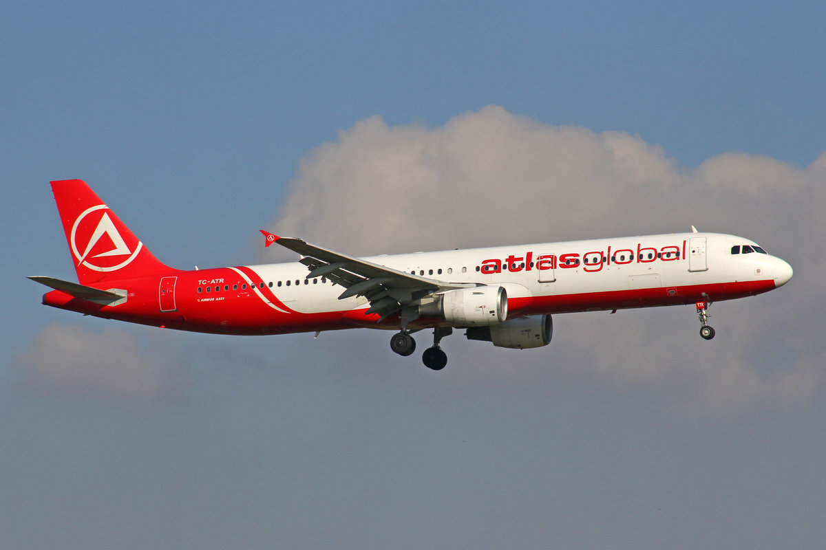 AtlasGlobal Airlines, TC-ATR, Airbus A321-211, 03.November 2017, ZRH Zürich.