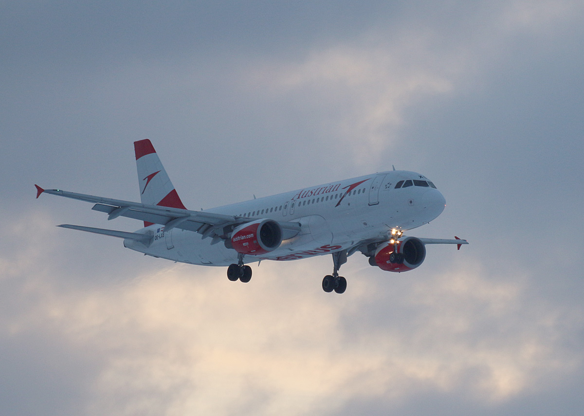 Austrain Airlines, Airbus A 320-216, OE-LXB, BER, 20.01.2024