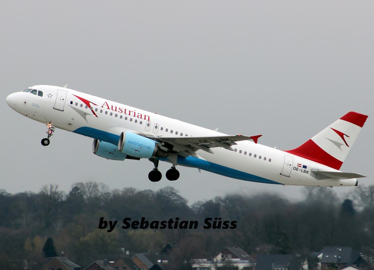 Austrian A320 OE-LBK takes off to Vienna. 6.4.15