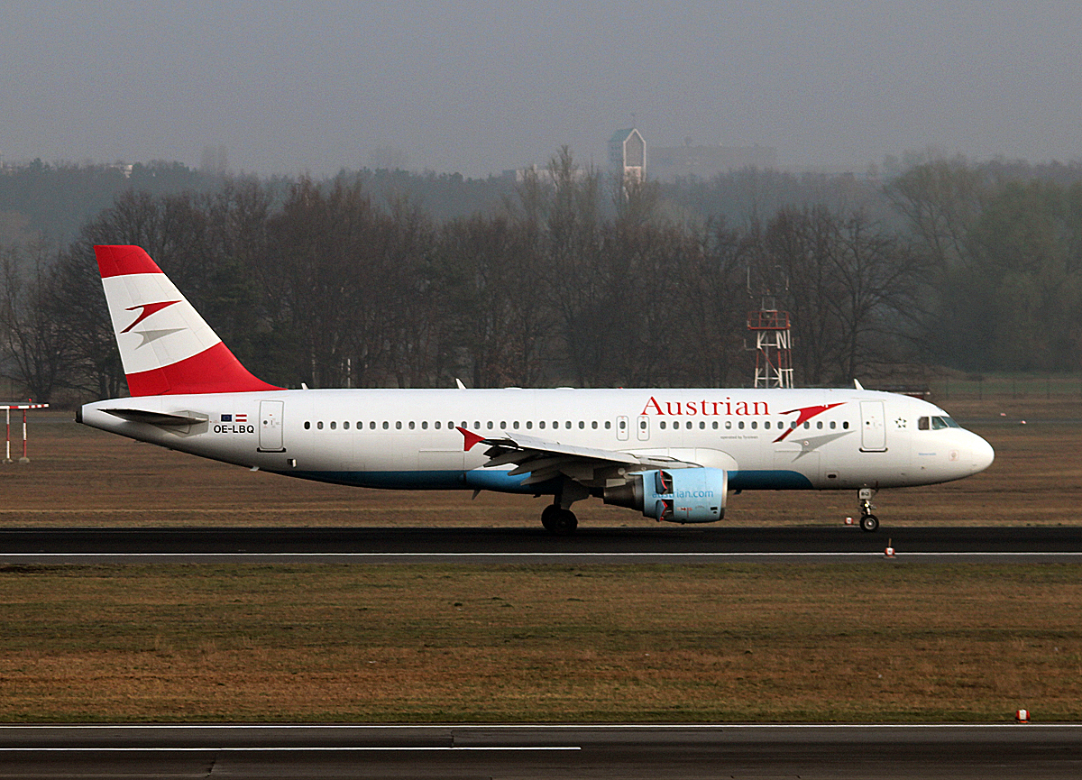 Austrian Airlines A 320-214 OE-LBQ nach der Landung in Berlin-Tegel am 29.03.2014