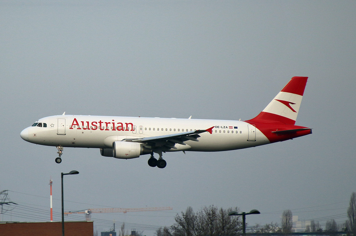 Austrian Airlines, Airbus A 320-214, OE-LZA, BER, 16.12.2023
