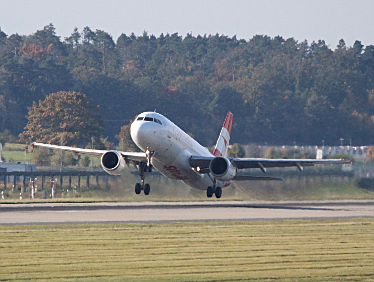 Austrian Airlines, Airbus A 320-214, OE-LBJ, BER, 19.10.2025